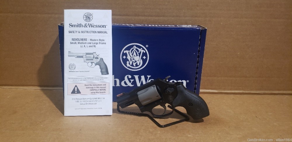 Smith & Wesson 360PD 357 mag Air Lite PD Scandium NIB-img-2