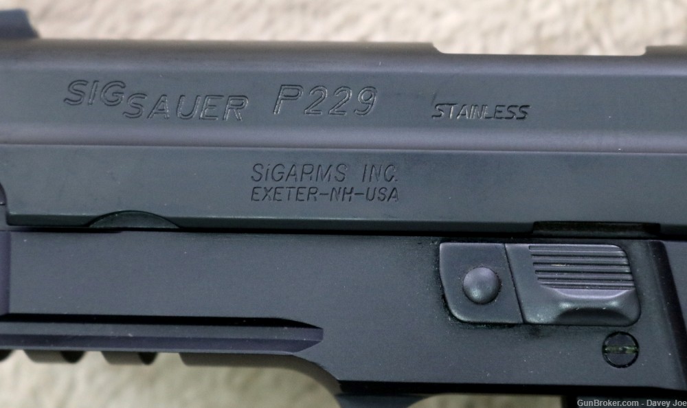 Quality Sig Sauer P229 40 S&W with Rail-img-4