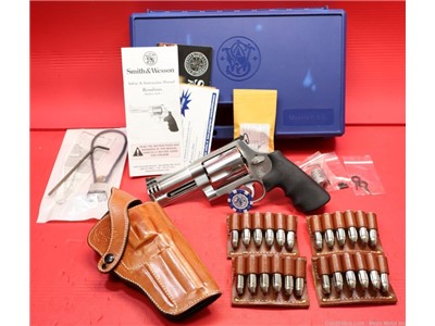 Smith & Wesson 500 500s&w 4" Stainless PENNY START w/Extras S&W no reserve 