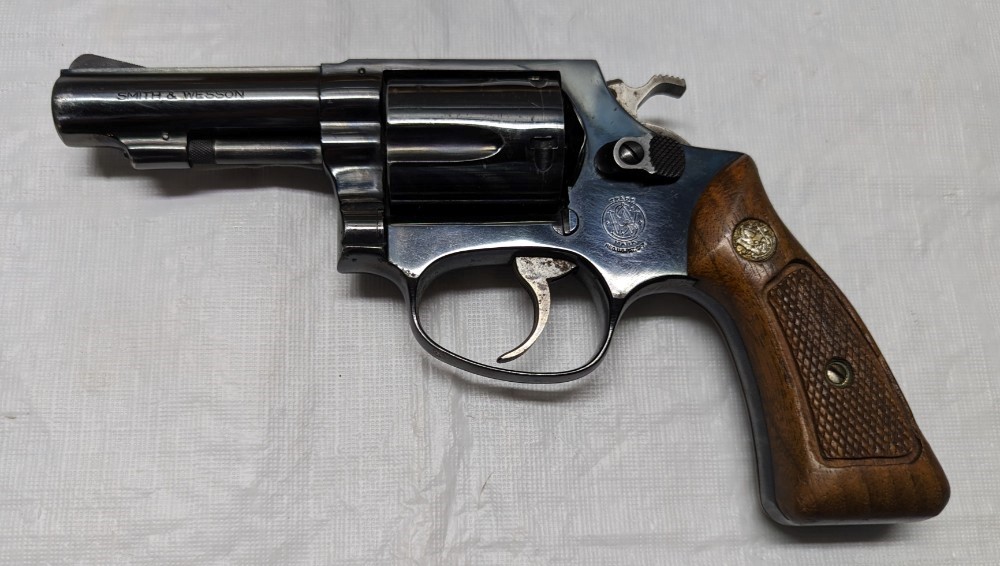 1973 Smith Wesson 36-1 NYPD Police Service Weapon with original box-img-3