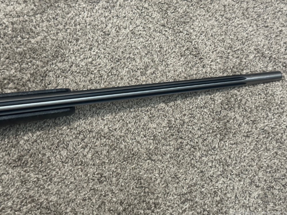 Weatherby Mark V Accumark 300 wby mag 26” stainless fluted SF -img-9