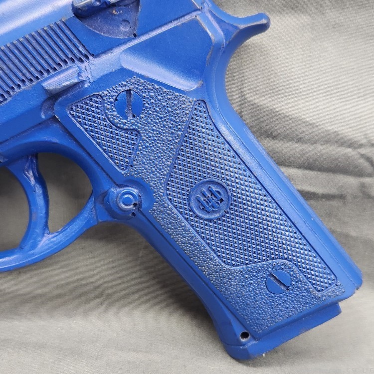 Ring's blue training pistol Beretta 92FS VERTEC-img-4