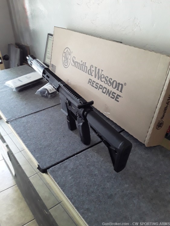 Smith and Wesson S&W RESPONSE carbine 9mm rifle. NEW IN BOX-img-2