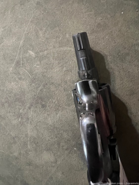 Smith & Wesson Model 36 revolver 5 shot 2” pinned barrel .38 spl. Circa1962-img-14