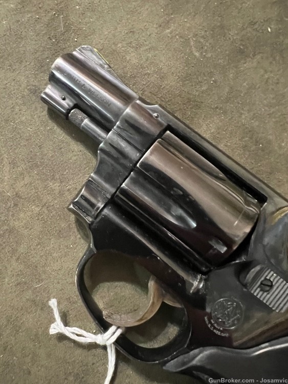 Smith & Wesson Model 36 revolver 5 shot 2” pinned barrel .38 spl. Circa1962-img-4
