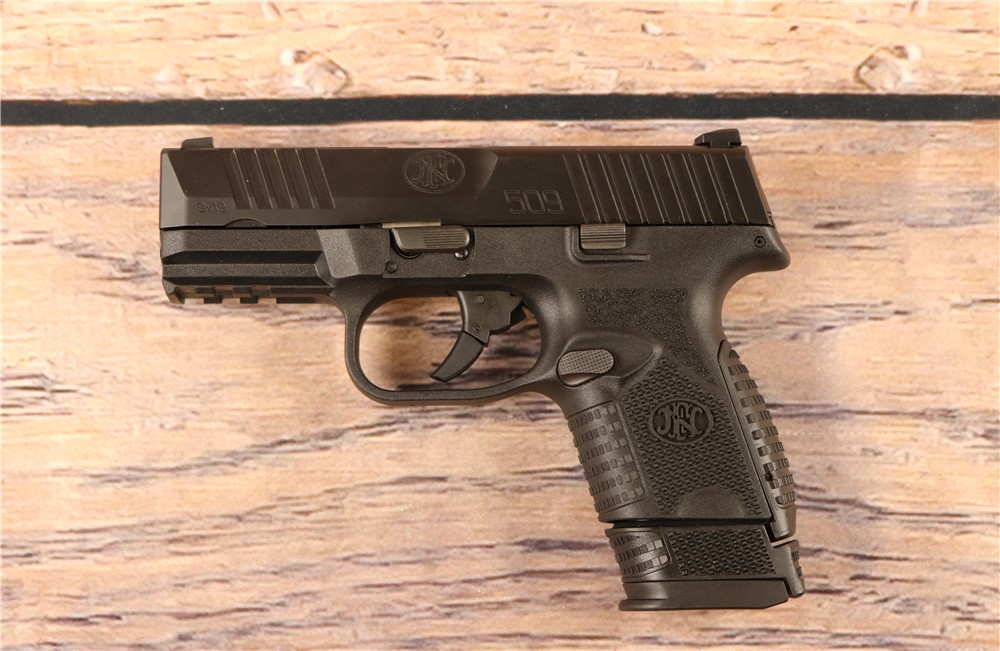 FN 509 Compact 9mm 3 ¾" Barrel SoftCase 1 12 Round Mag 1 15 Round Mag-img-3