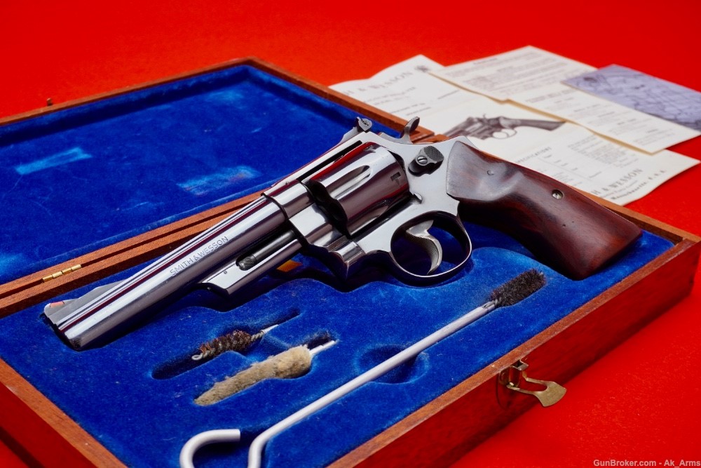Desired Smith & Wesson 57 No Dash .41 Mag Blue 6" In Presentation Case!-img-0