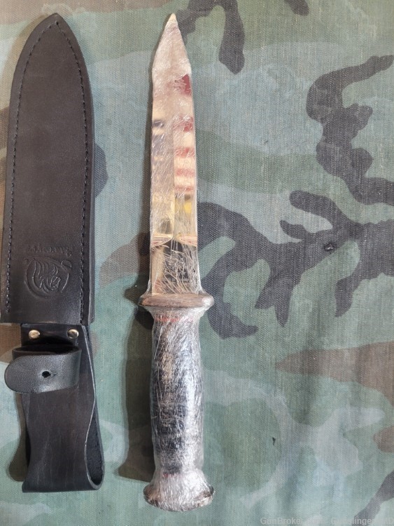 1 RUSSIAN MILITARY TACTICAL KNIFE-img-1