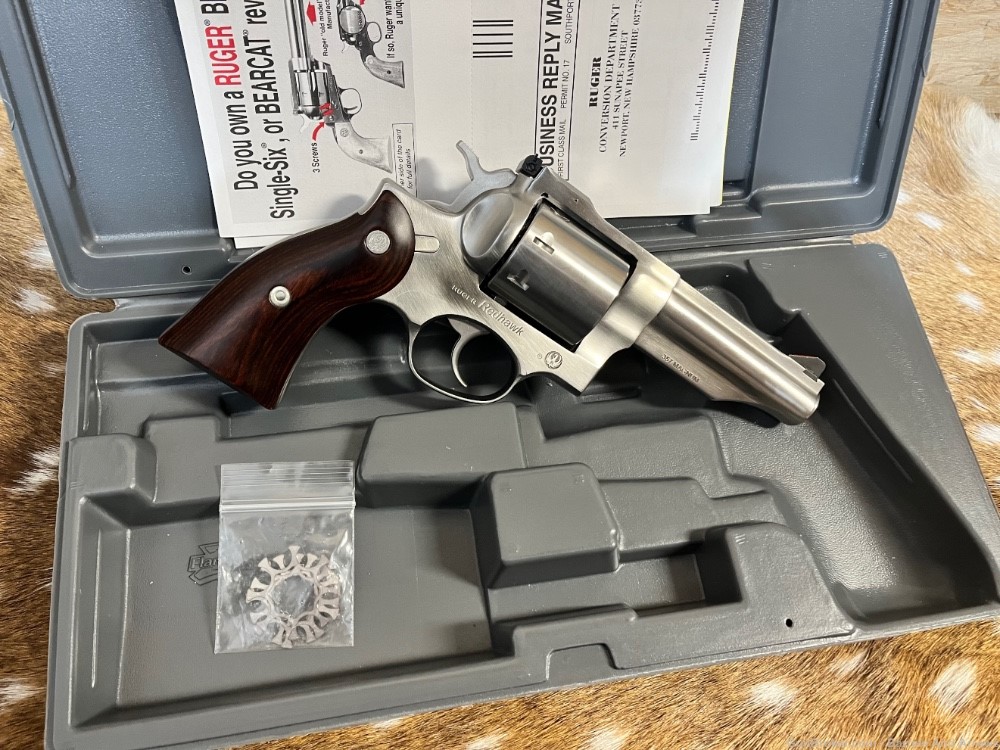 RUGER REDHAWK 357MAG 4.2" SS AS 8RD Like New -img-5