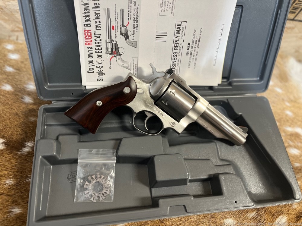 RUGER REDHAWK 357MAG 4.2" SS AS 8RD Like New -img-2