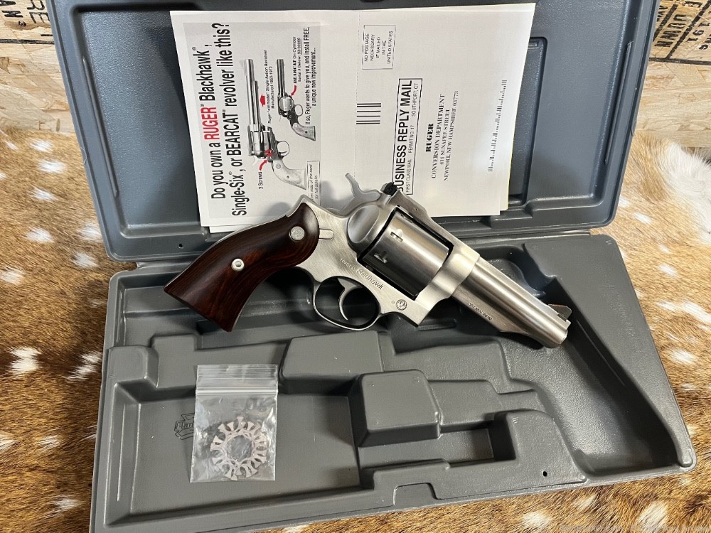 RUGER REDHAWK 357MAG 4.2" SS AS 8RD Like New -img-4