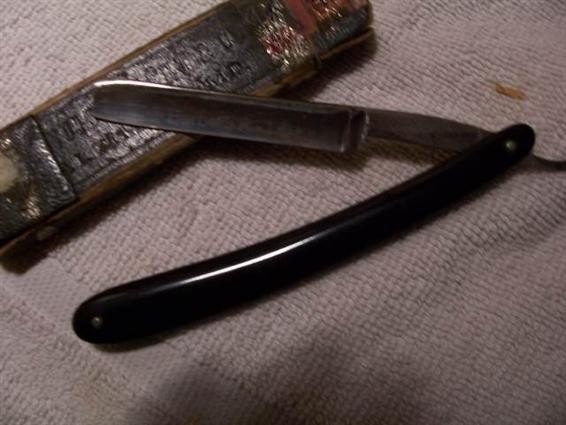 Barber`s A-1 Straight Razor-img-0