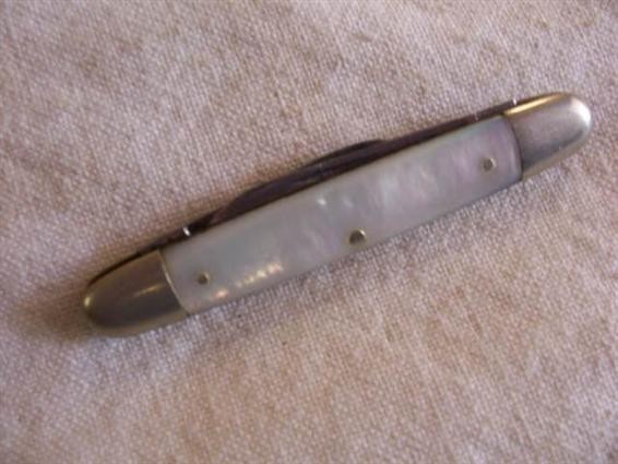 Robeson Shuredge Pocket Knife Mother of Pearl-img-2