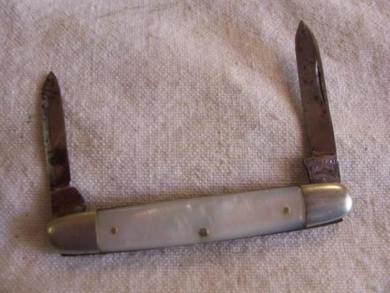 Robeson Shuredge Pocket Knife Mother of Pearl-img-0
