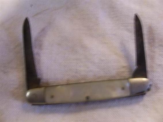 Robeson Shuredge Pocket Knife-Mother of Pearl-img-0