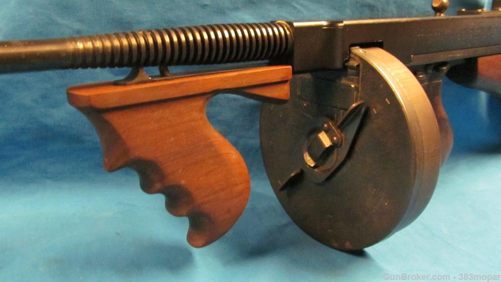Beautiful 1928 A1 Thompson smg Display Real Parts Solid Aluminum Receiver-img-4