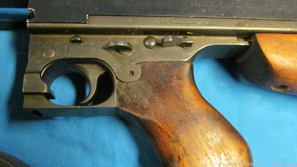 Beautiful 1928 A1 Thompson smg Display Real Parts Solid Aluminum Receiver-img-10