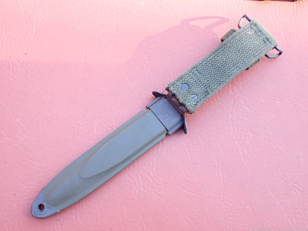 US M7 M-16 KNUCKLE TRENCH KNIFE BAYONET WITH ORIGINAL SCABBARD (CONETTA)-img-28