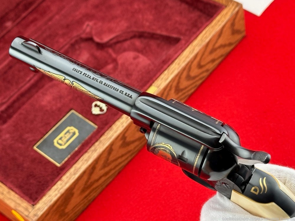 JOHN WAYNE Colt SAA 45 Colt 4.75" Royal Blue *FACTORY ENGRAVED & IVORY* NIB-img-9