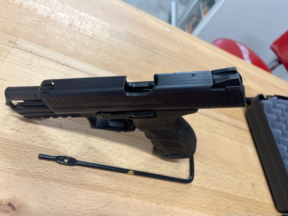HK H & K P30L V1 USED in great shape 9mm pistol P 30 L V 1-img-6
