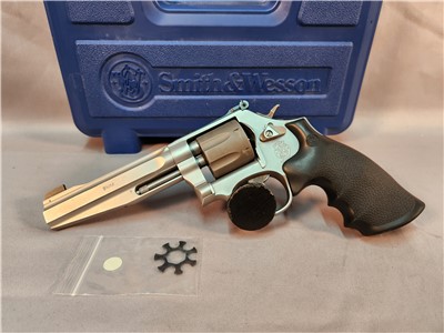 SMITH & WESSON 986 + PRO SERIES 178055 9MM USED! PENNY AUCTION!