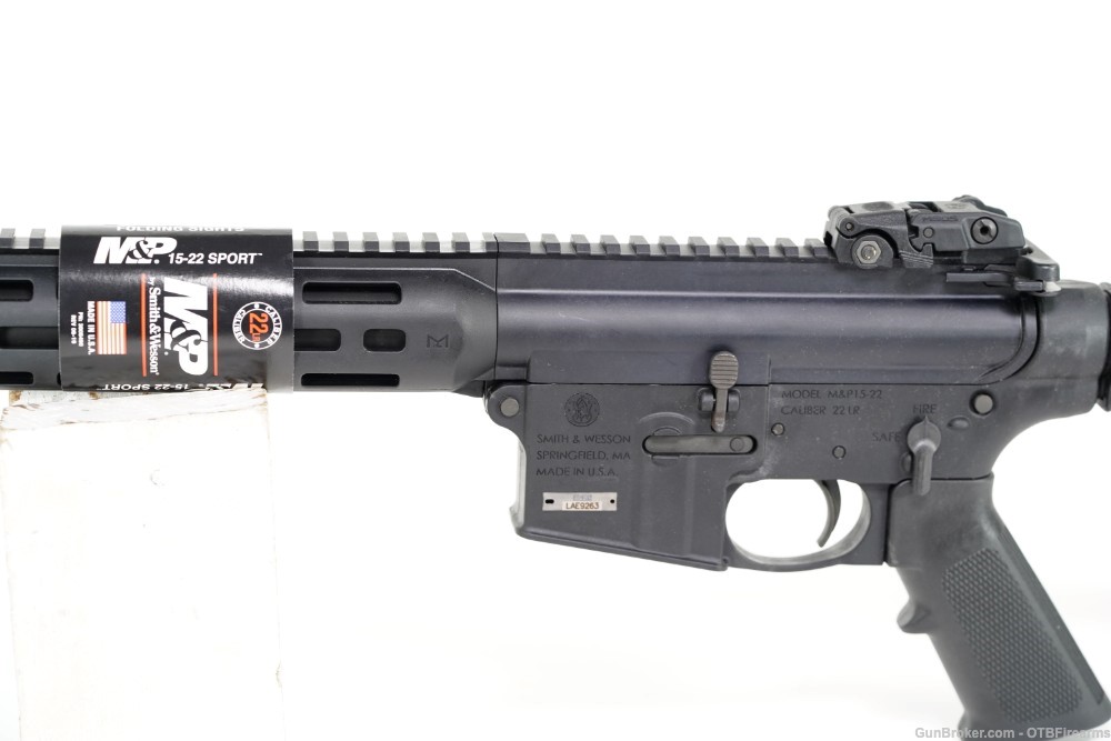 Smith & Wesson MP15-22 Integrally Suppressed .22 LR-img-3