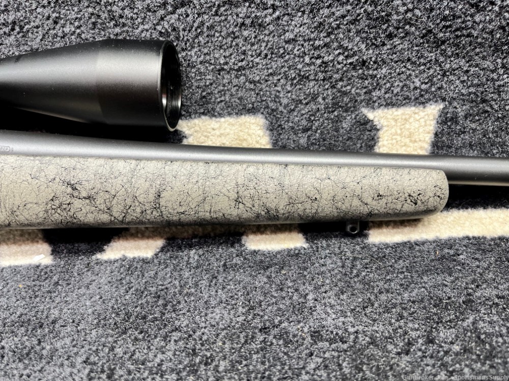 USED LIKE NEW Remington 700 in .223 Rem with a 24" Barrel Bell&Carson Stock-img-2