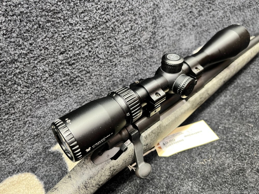 USED LIKE NEW Remington 700 in .223 Rem with a 24" Barrel Bell&Carson Stock-img-5