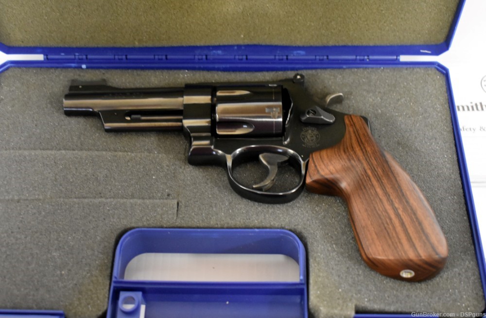 Smith & Wesson Model 25-13 Blued .45 Colt 4" Mountain Gun - Circa 2005-img-43