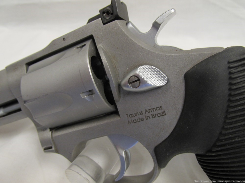Taurus Tracker 44 Magnum Used-img-4