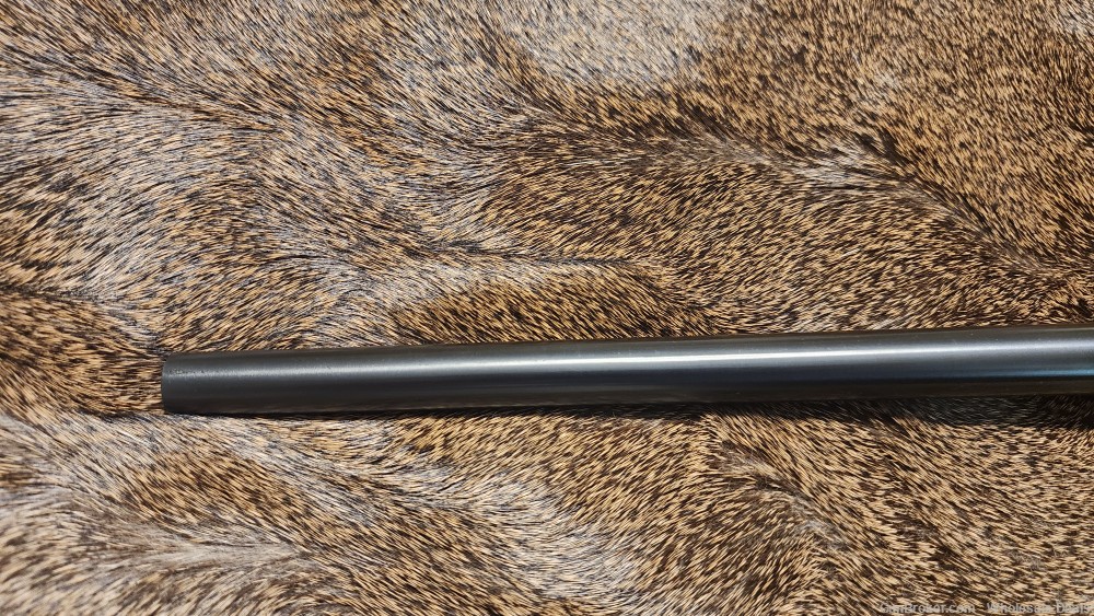 RUGER 77/22 20" 22lr bolt action Rifle Black Synthetic stock-img-8
