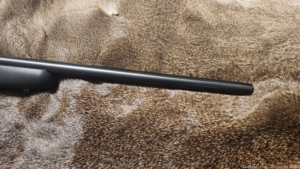 RUGER 77/22 20" 22lr bolt action Rifle Black Synthetic stock-img-22