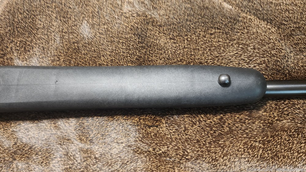 RUGER 77/22 20" 22lr bolt action Rifle Black Synthetic stock-img-20