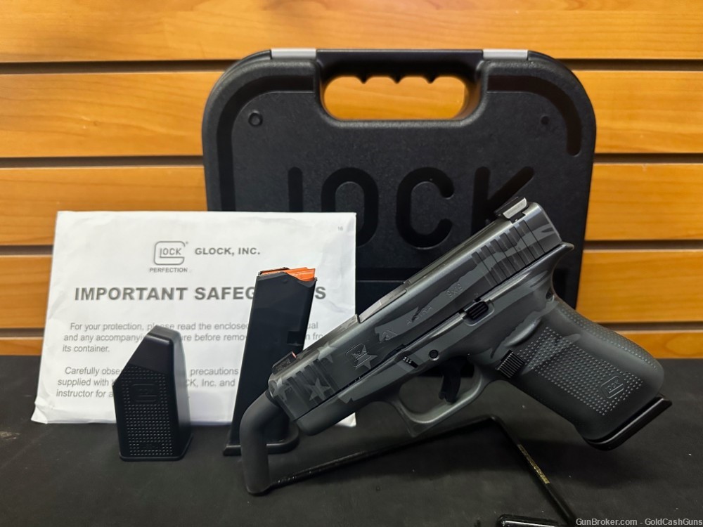 Glock 43X Distressed Flag Design 3.4", Two 10-round Magazines, Case-img-0