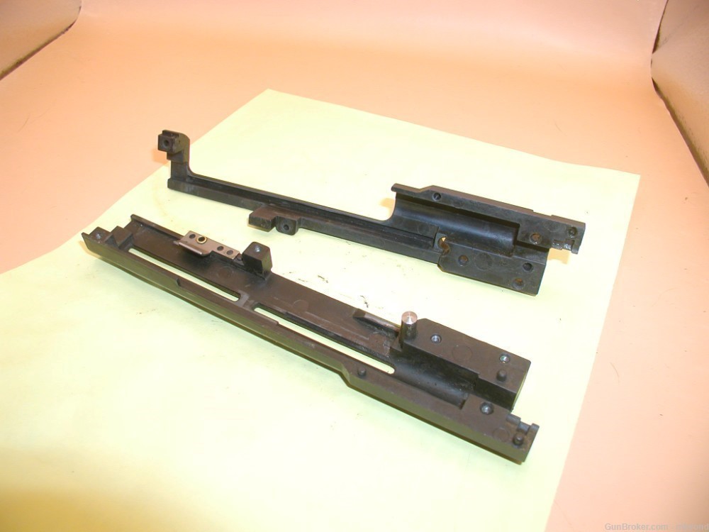 GSG – 16 .22LR Breech Bolt Carrier, Left and Right-img-4