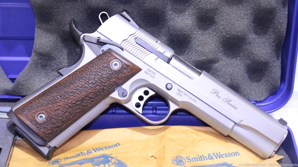 SMITH & WESSON SW1911 9MM PRO SERIES-img-0