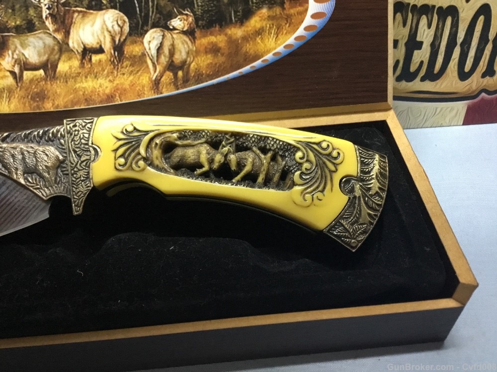 Fixed Blade Elk Art Collector Knife Stainless Steel Wood Case NIB-See Pics.-img-2