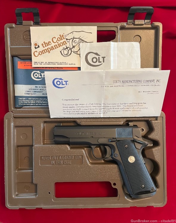 Colt 1991A1 Commander-img-0