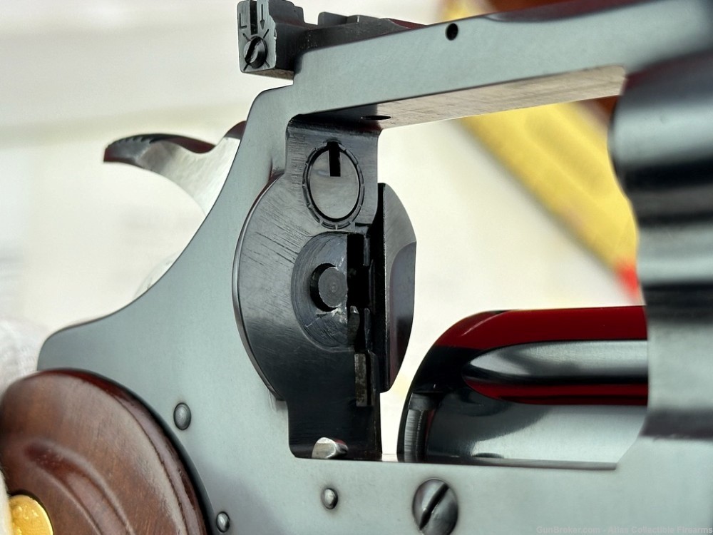 HOLY GRAIL Factory .22 Magnum Colt Diamondback 4" Blue - TONS OF PAPERWORK-img-18