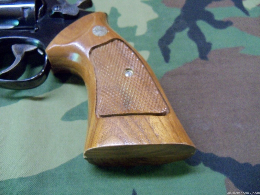 Smith & Wesson Model 17-4 22 Revolver-img-2