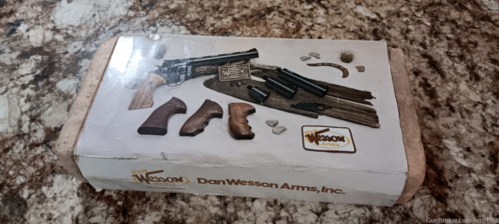 Dan Wesson barrel 2.5 plus tools box and paperwork 357 early -img-6