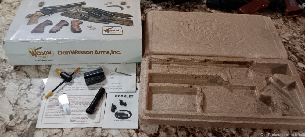 Dan Wesson barrel 2.5 plus tools box and paperwork 357 early -img-0