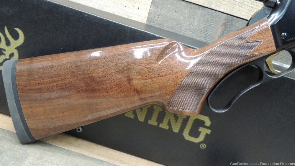 Like New  Browning BLR LT WT lever rifle/ orig box/ manual in .308 Win. -img-1
