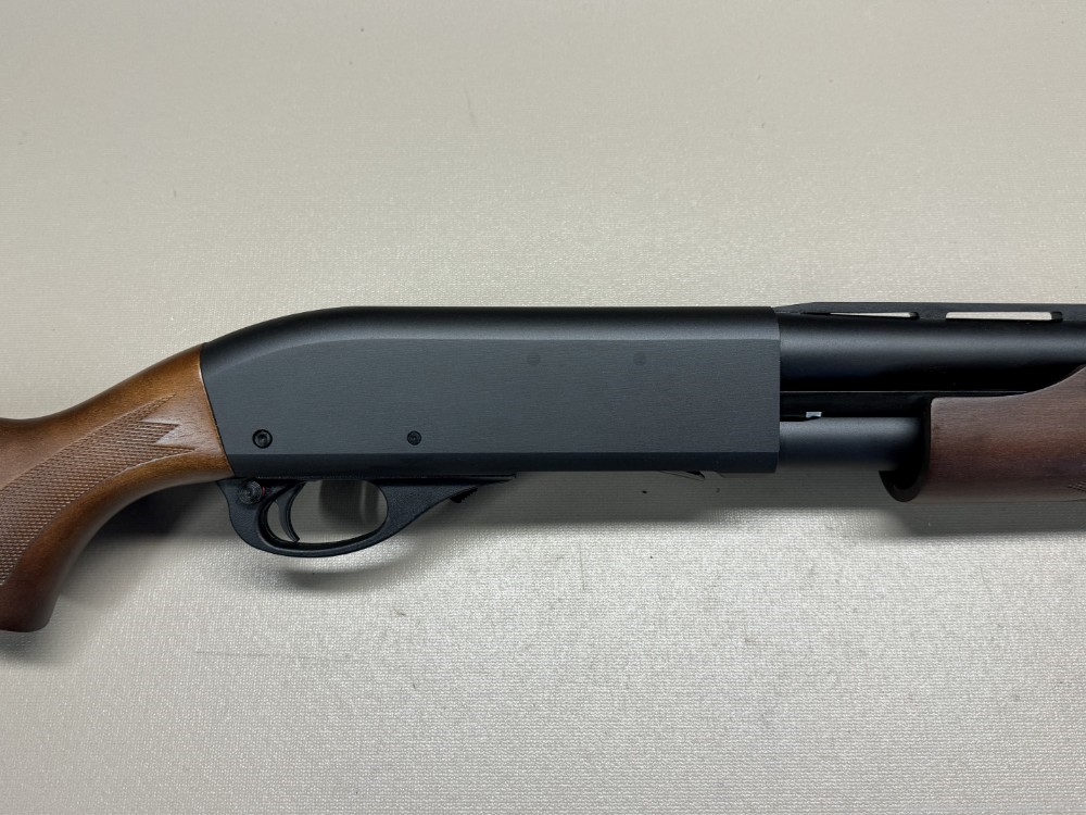 Left Hand Remington 870 Express 12 Gauge 28 inch LNIB-img-7