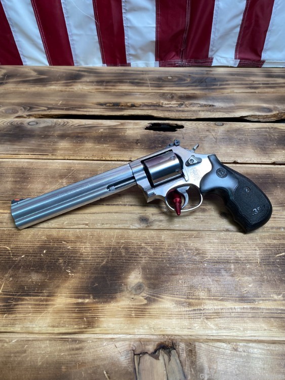 7 Rd Smith & Wesson Revolver 686-6 *.357 mag* in Great Shape-img-0
