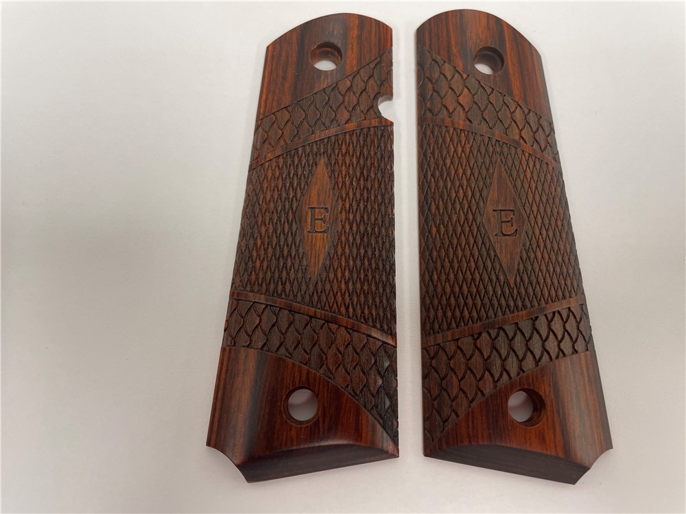Altamont Wood Grips - 1911 Govt Super Rosewood Fish Scale -img-0