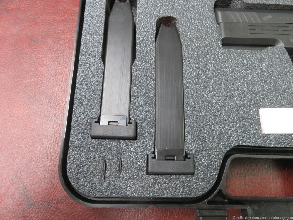 Steyr Model M9-A2 MF chambered in 9mm w/ case and paperwork. (2) 17 rd Mags-img-2
