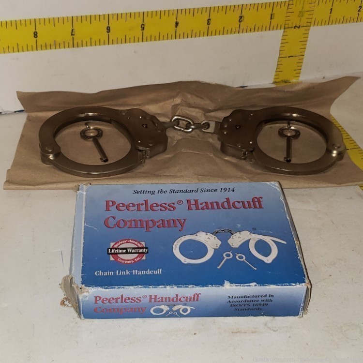 Handcuffs, Peerless P010 NEW FAST FREE SHIPPING y2+-img-0