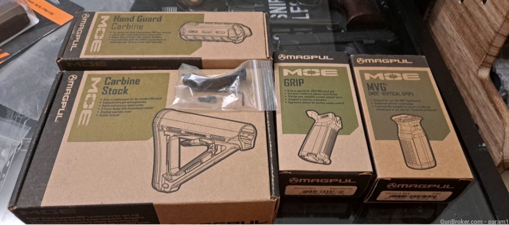 Ar15 /m4 carbine Magpul MOE stock set w forend grip mvg and trigger guard -img-0
