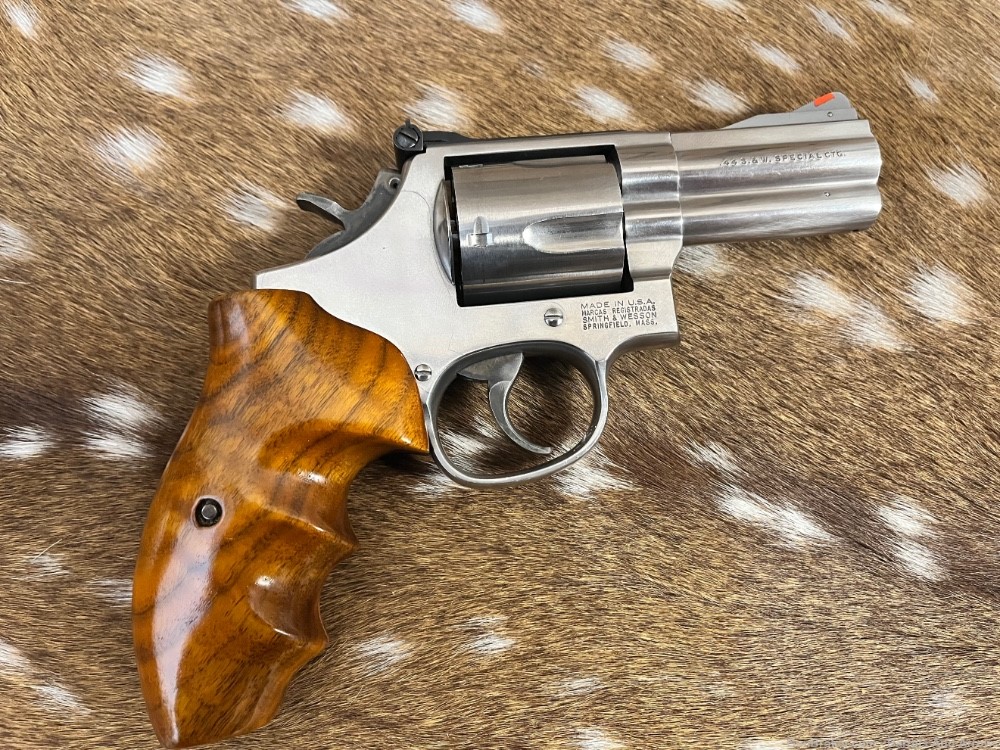 Smith And Wesson 696 .44 SPL revolver Rare Pre Lock Stainless -img-6